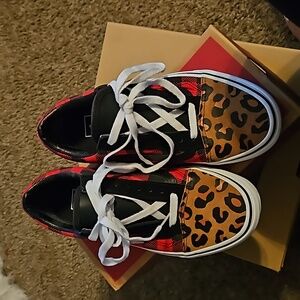 Old Skool Vans Like New